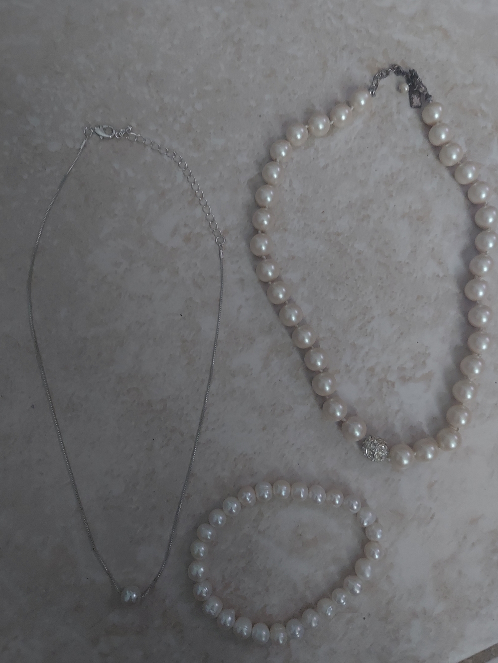 Pearl Necklace and Bracelet Bundle